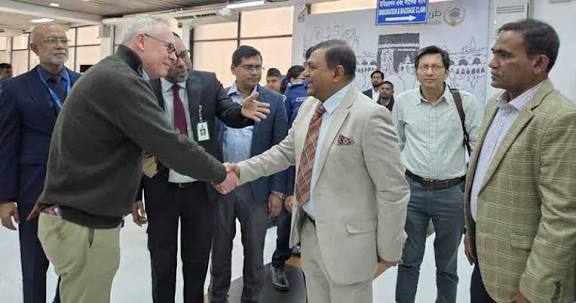 খালেদা জিয়ার চিকিৎসায় যুক্ত হয়েছেন যুক্তরাজ্যের বিশেষজ্ঞদল